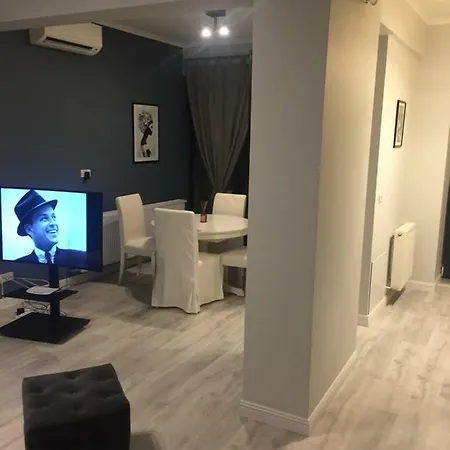 2 Steps Apartament Mamaia