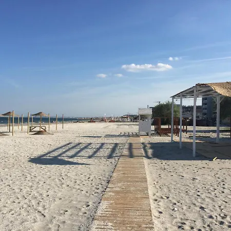 2 Steps Apartament Mamaia