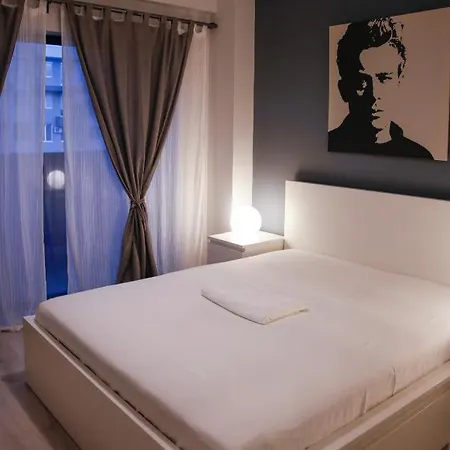 Apartament 2 Steps *