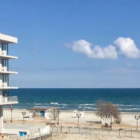 2 Steps * Mamaia